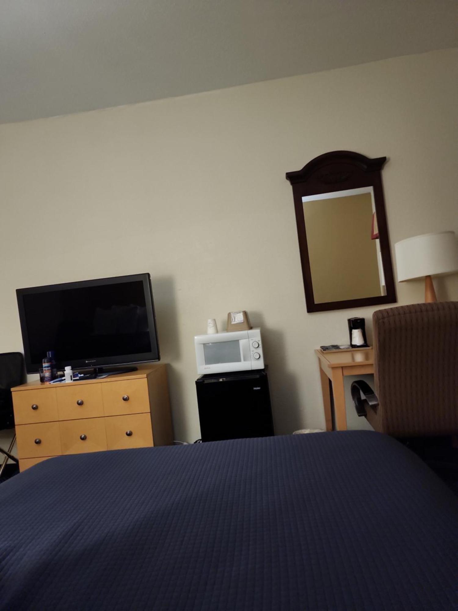 Katahdin Inn & Suites Millinocket Εξωτερικό φωτογραφία