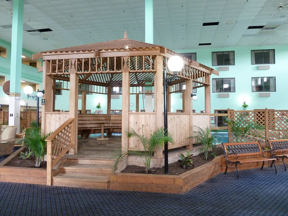 Katahdin Inn & Suites Millinocket Εξωτερικό φωτογραφία